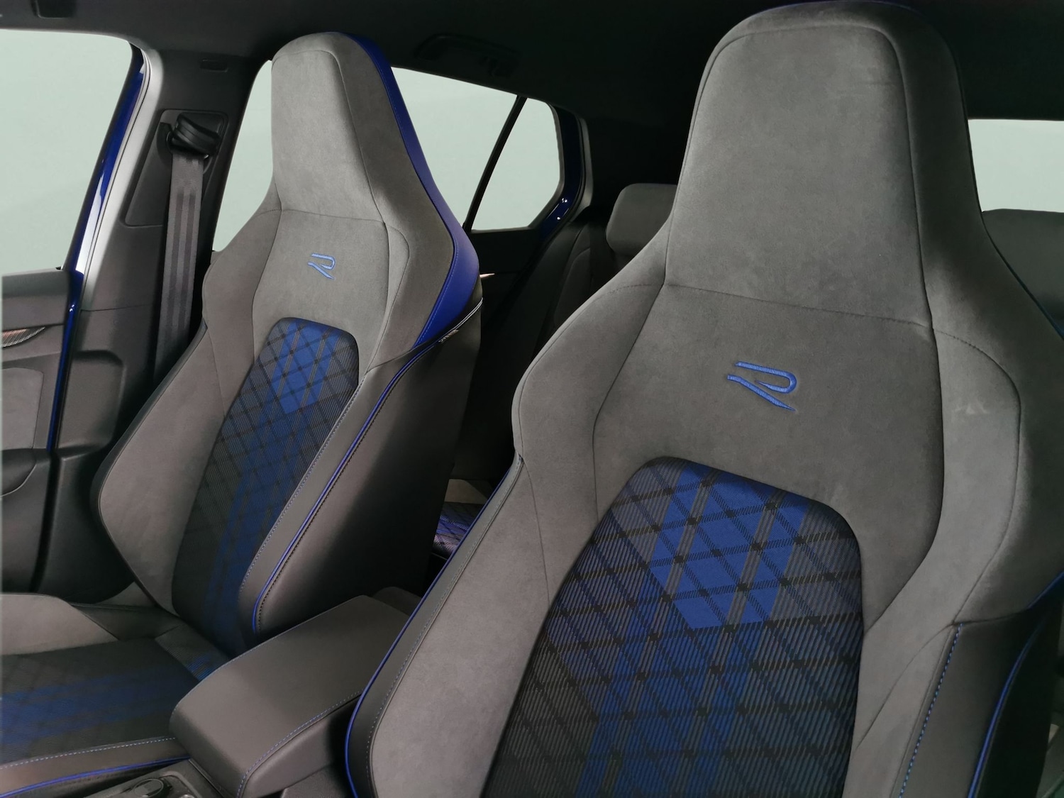 Used Volkswagen Golf 2024 for sale - 77240638: Photo 15