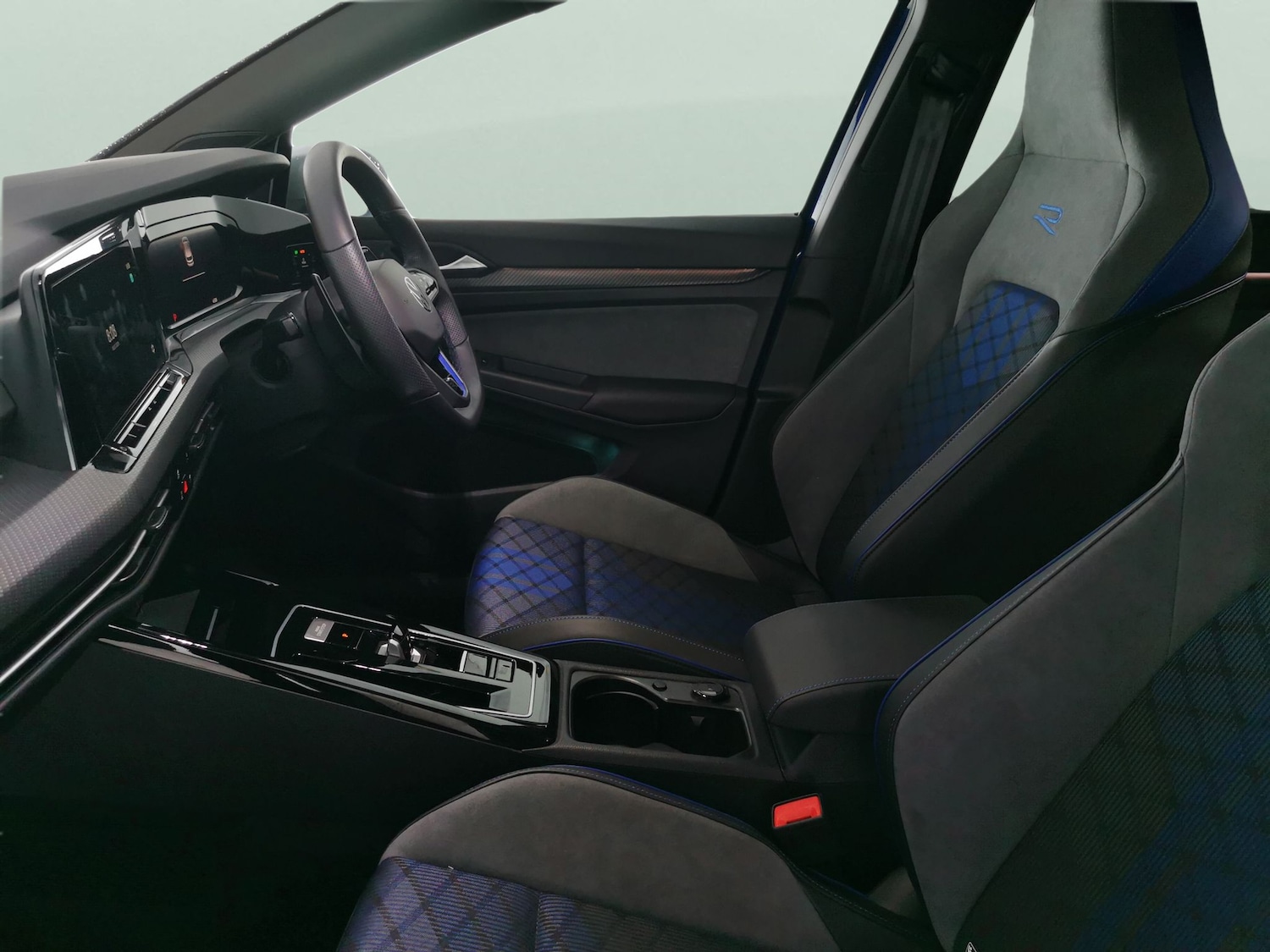 Used Volkswagen Golf 2024 for sale - 77240638: Photo 4