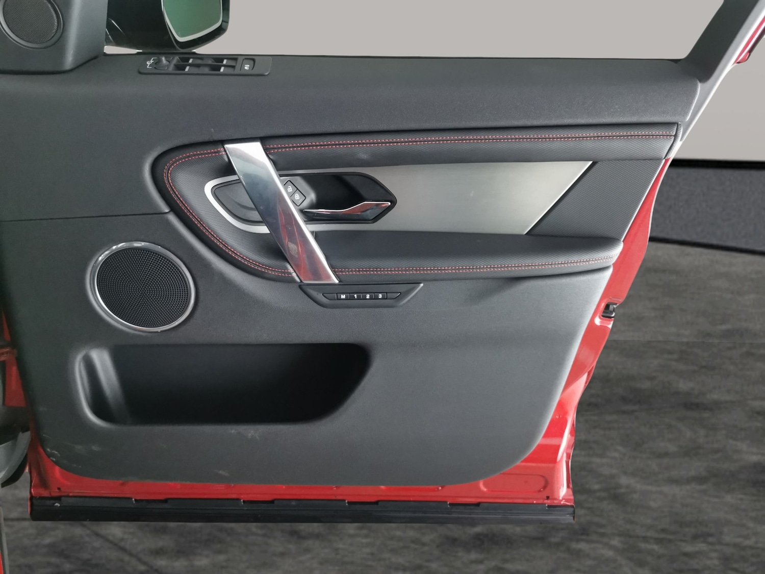 Used Land Rover Discovery Sport 2021 for sale - 76980462: Photo 32