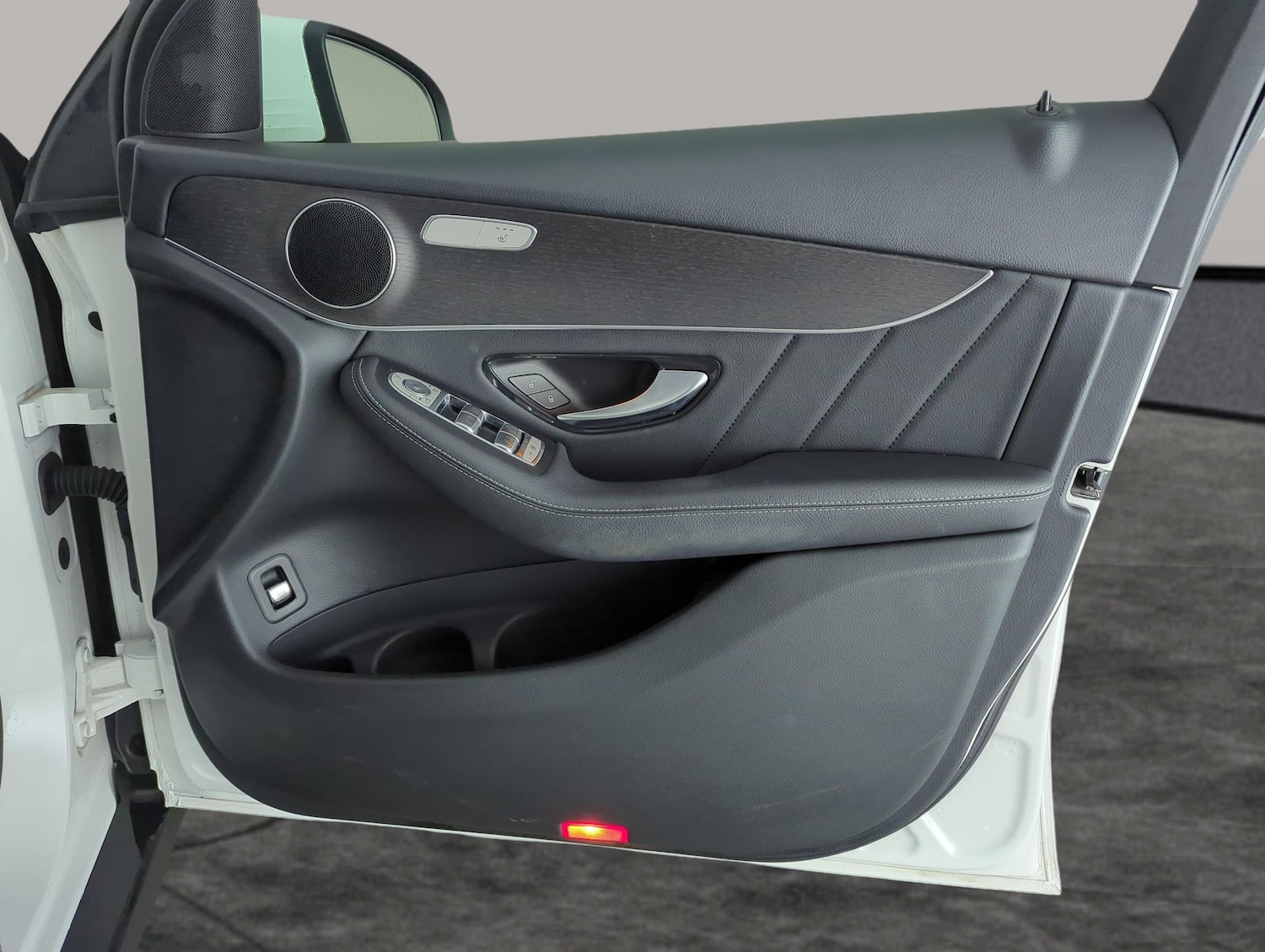 Used Mercedes-Benz GLC 2019 for sale - 77333495: Photo 31