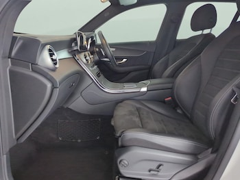 Used Mercedes-Benz GLC 2019 for sale - 77333495: Photo