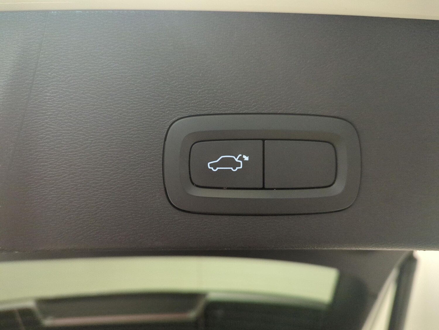 Used Volvo XC40 2021 for sale - 78094235: Photo 16