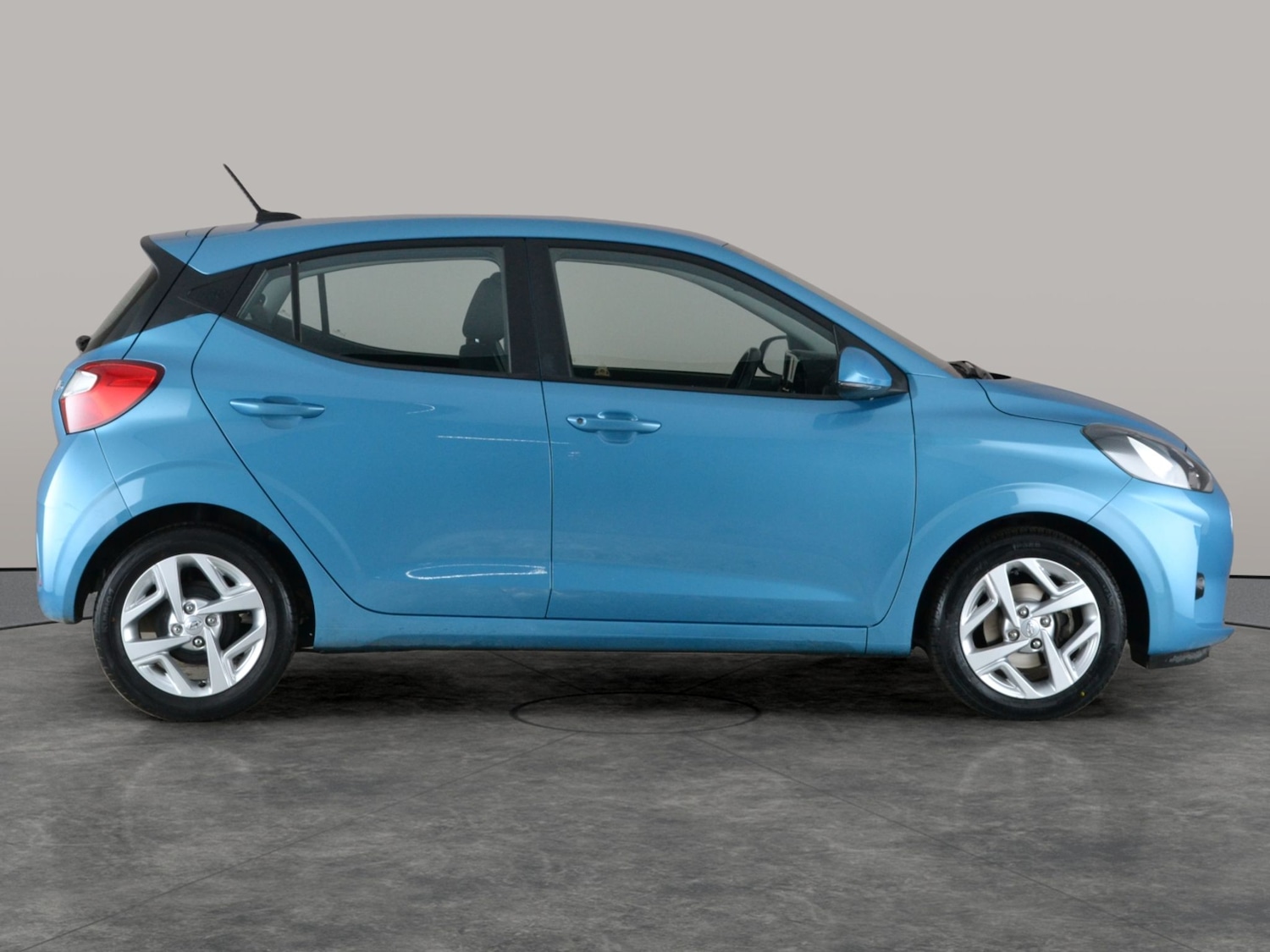 Used Hyundai i10 2022 for sale - 77300874: Photo 9