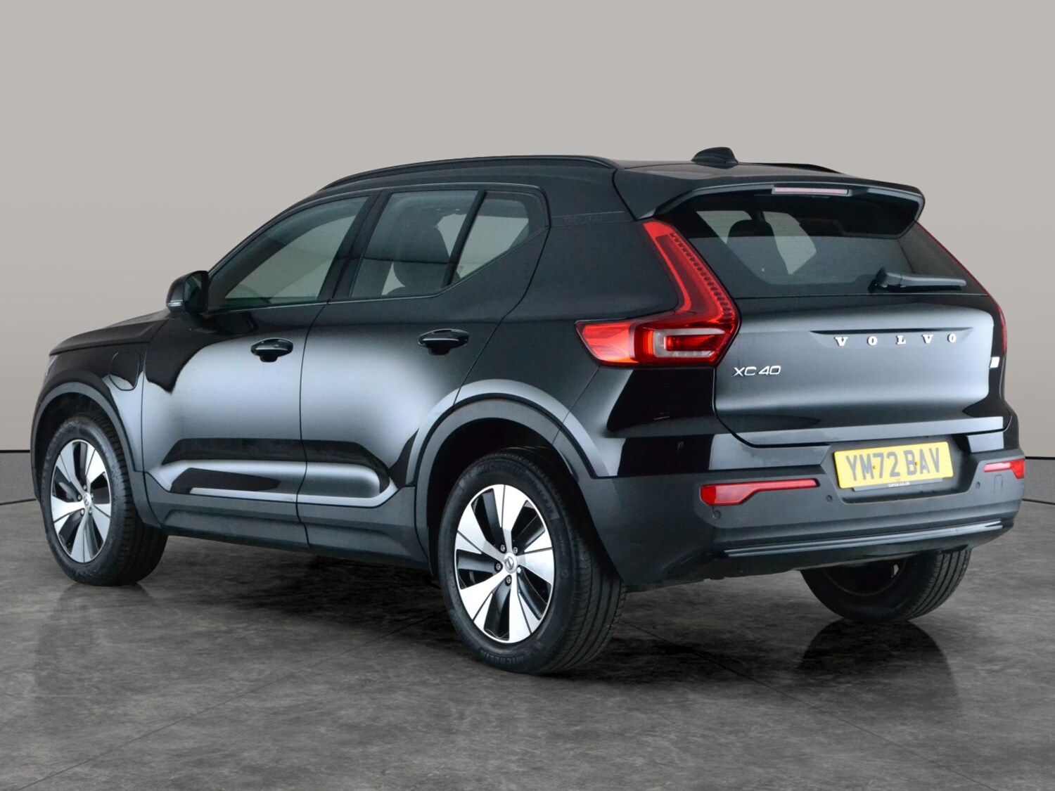 Used Volvo XC40 2023 for sale - 77560885: Photo 12