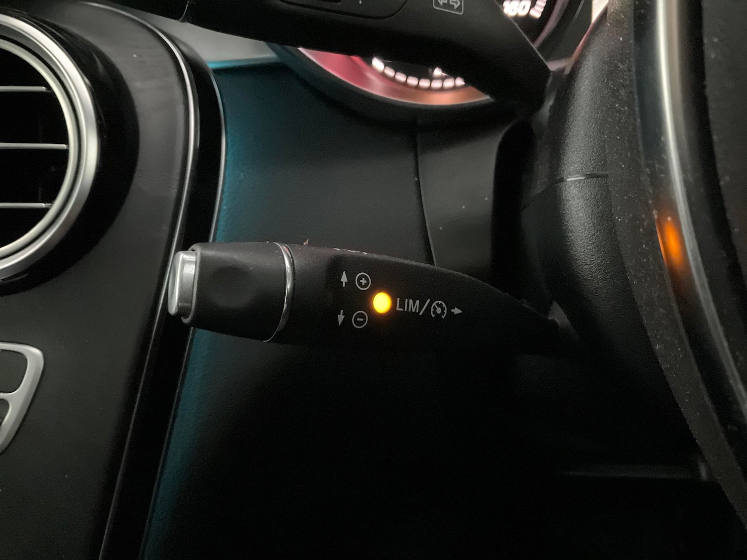 Used Mercedes-Benz GLC 2019 for sale - 76542659: Photo 25