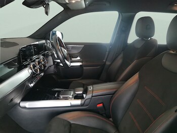 Used Mercedes-Benz GLB 2021 for sale - 79242035: Photo