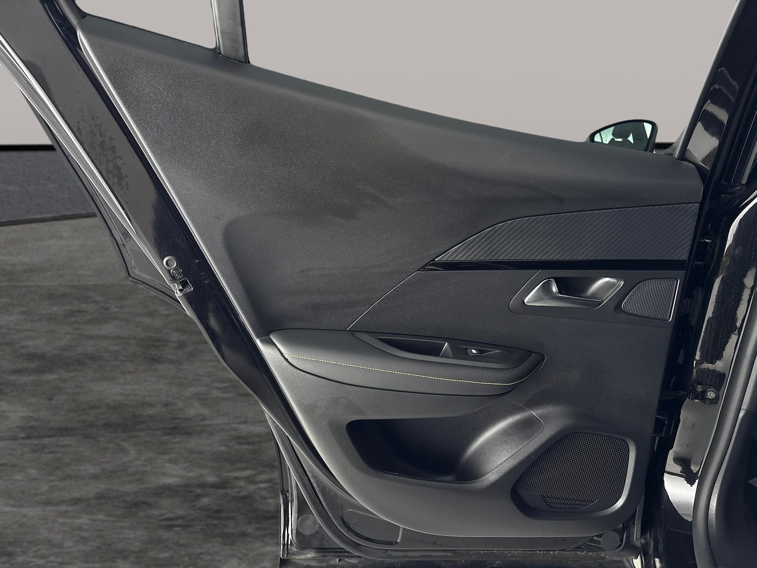 Used Peugeot E-2008 2022 for sale - 77043558: Photo 28