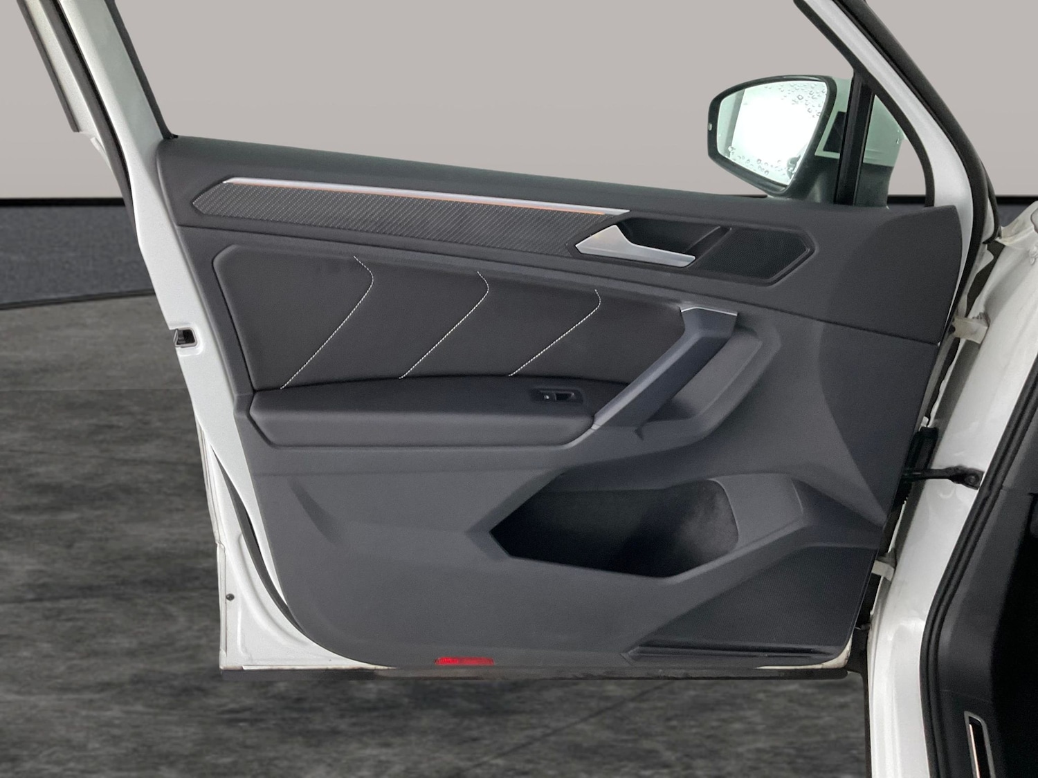 Used Volkswagen Tiguan 2023 for sale - 76707078: Photo 30