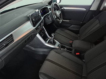 Used Volkswagen T-Roc undefined for sale - 77902106: Photo