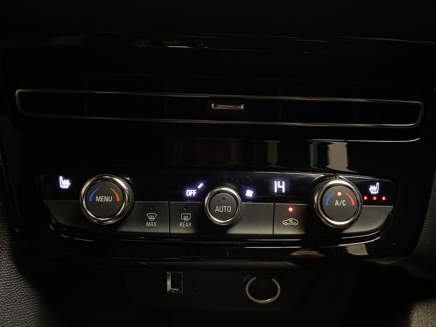 Used Vauxhall Mokka 2024 for sale - 77756079: Photo 16