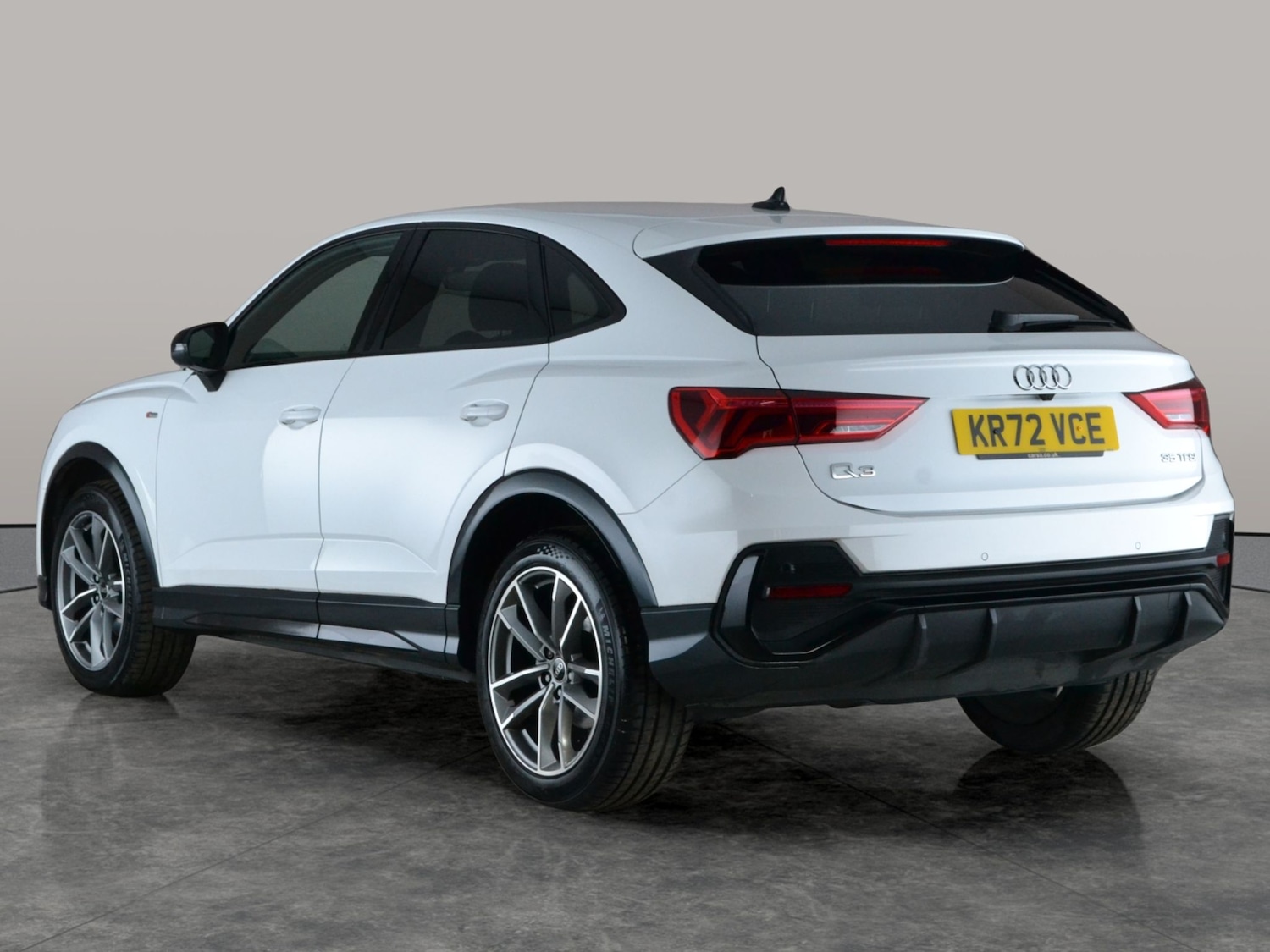 Used Audi Q3 2023 for sale - 77648551: Photo 11