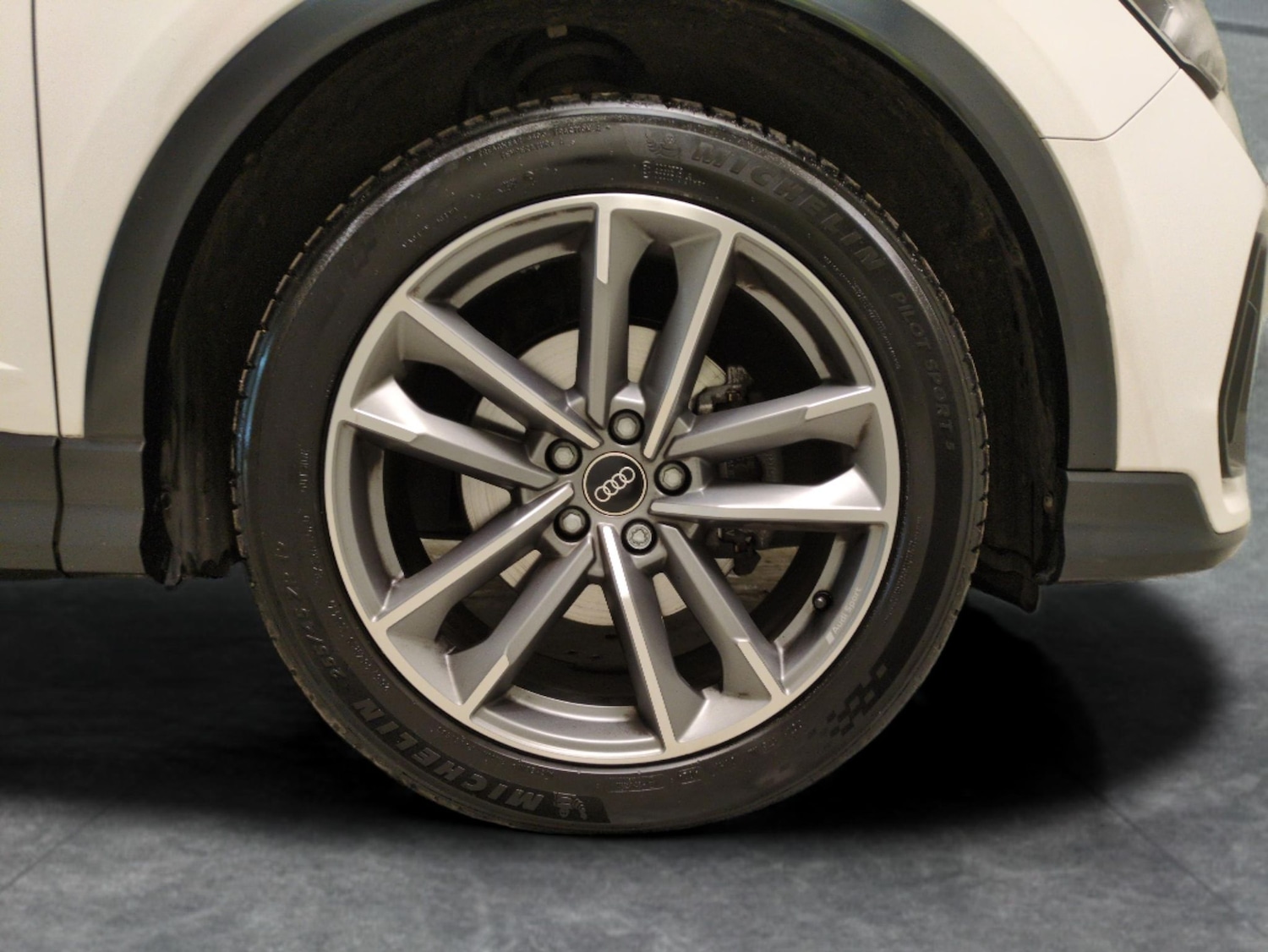 Used Audi Q3 2023 for sale - 77648551: Photo 25