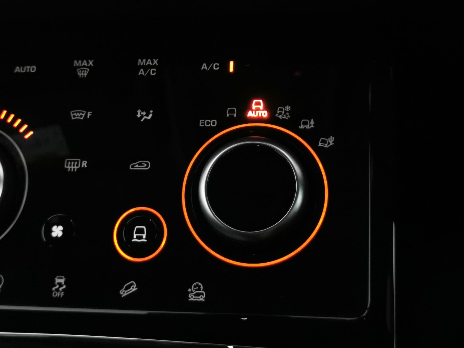 Used Land Rover Range Rover Evoque 2023 for sale - 76475439: Photo 19