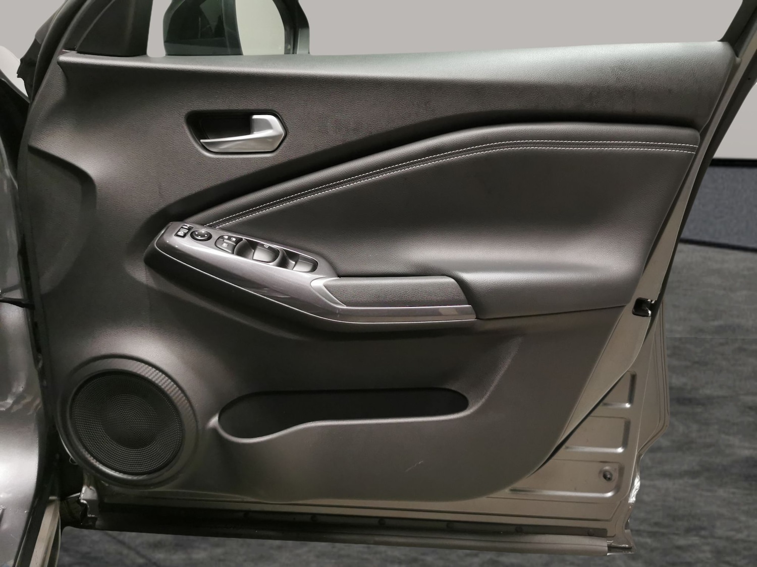 Used Nissan Juke 2023 for sale - 77983178: Photo 31