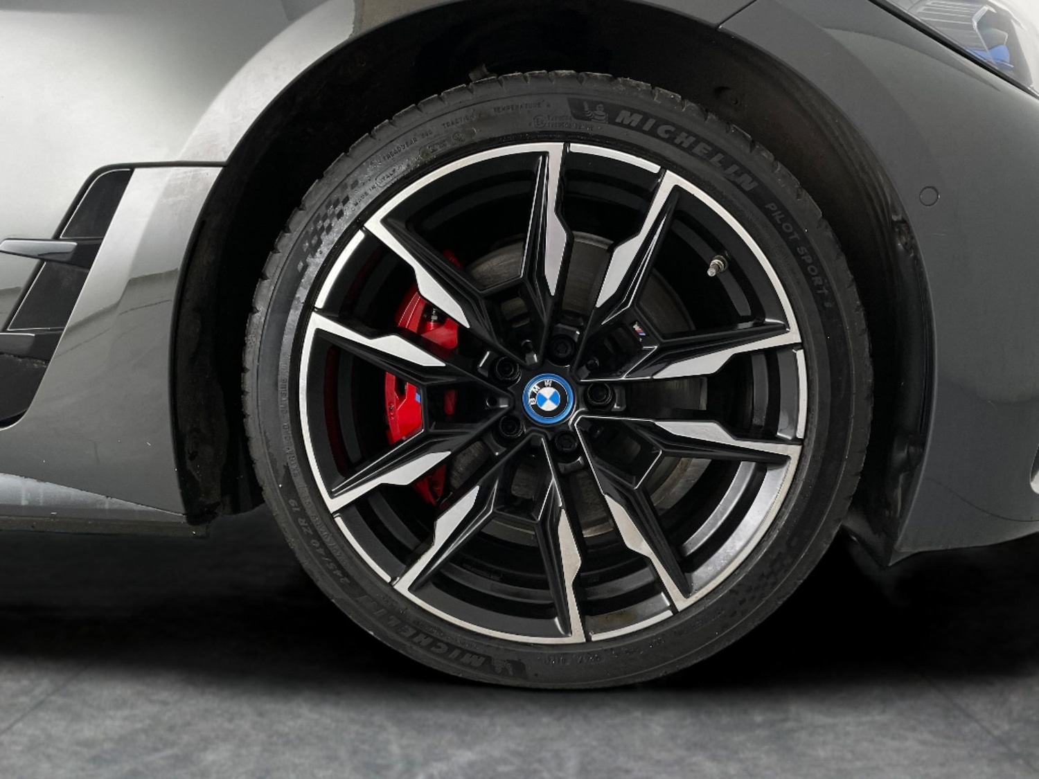 Used BMW i4 2022 for sale - 76960576: Photo 35