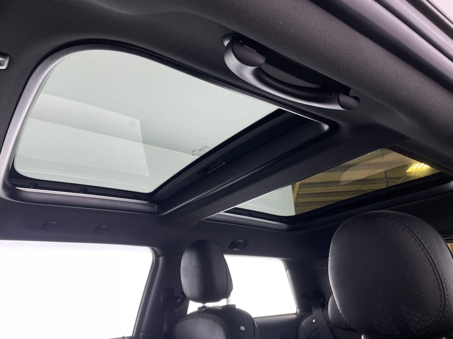 Used MINI Hatch 2023 for sale - 77591155: Photo 5