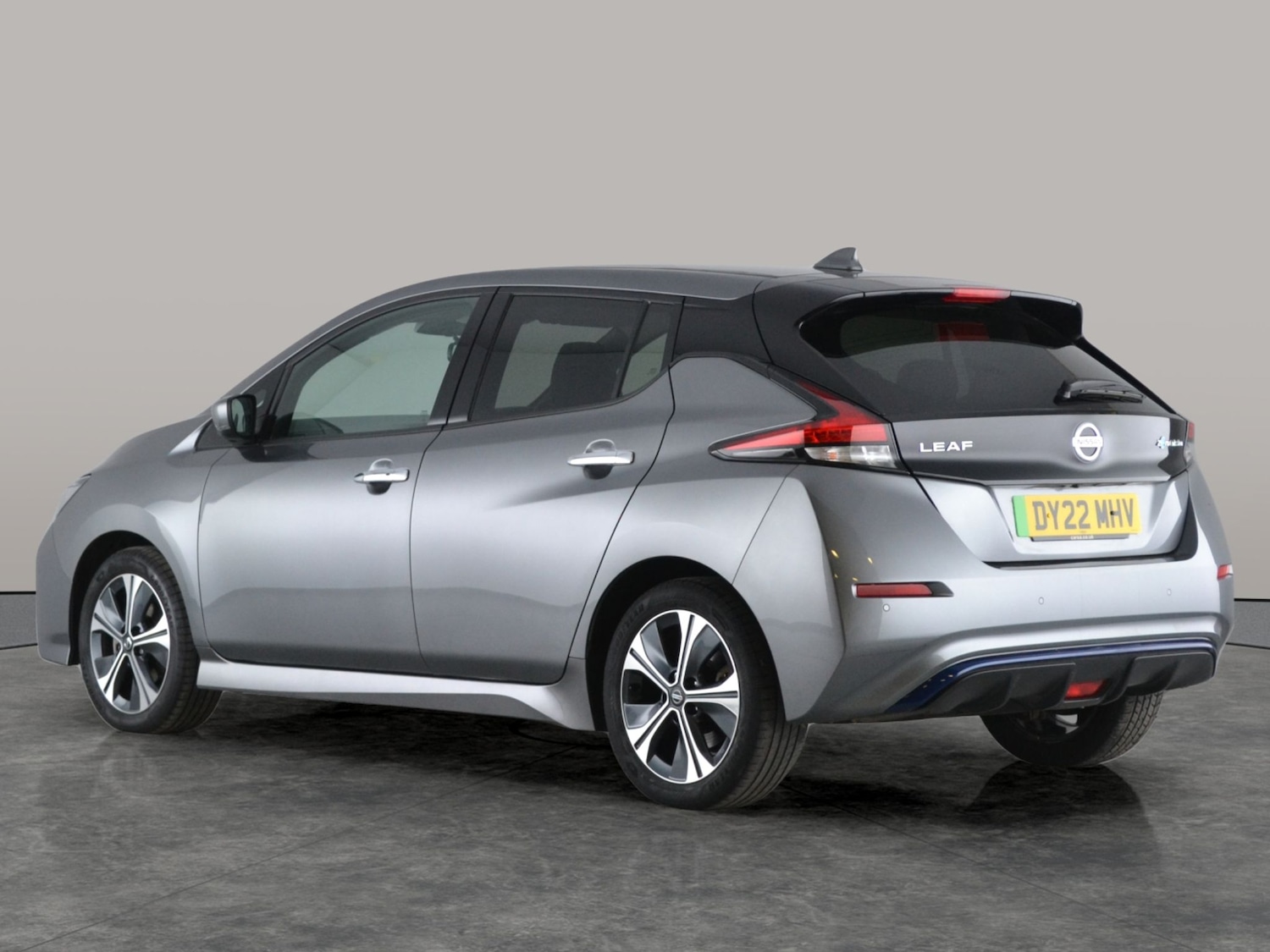 Used Nissan Leaf 2022 for sale - 77099374: Photo 10