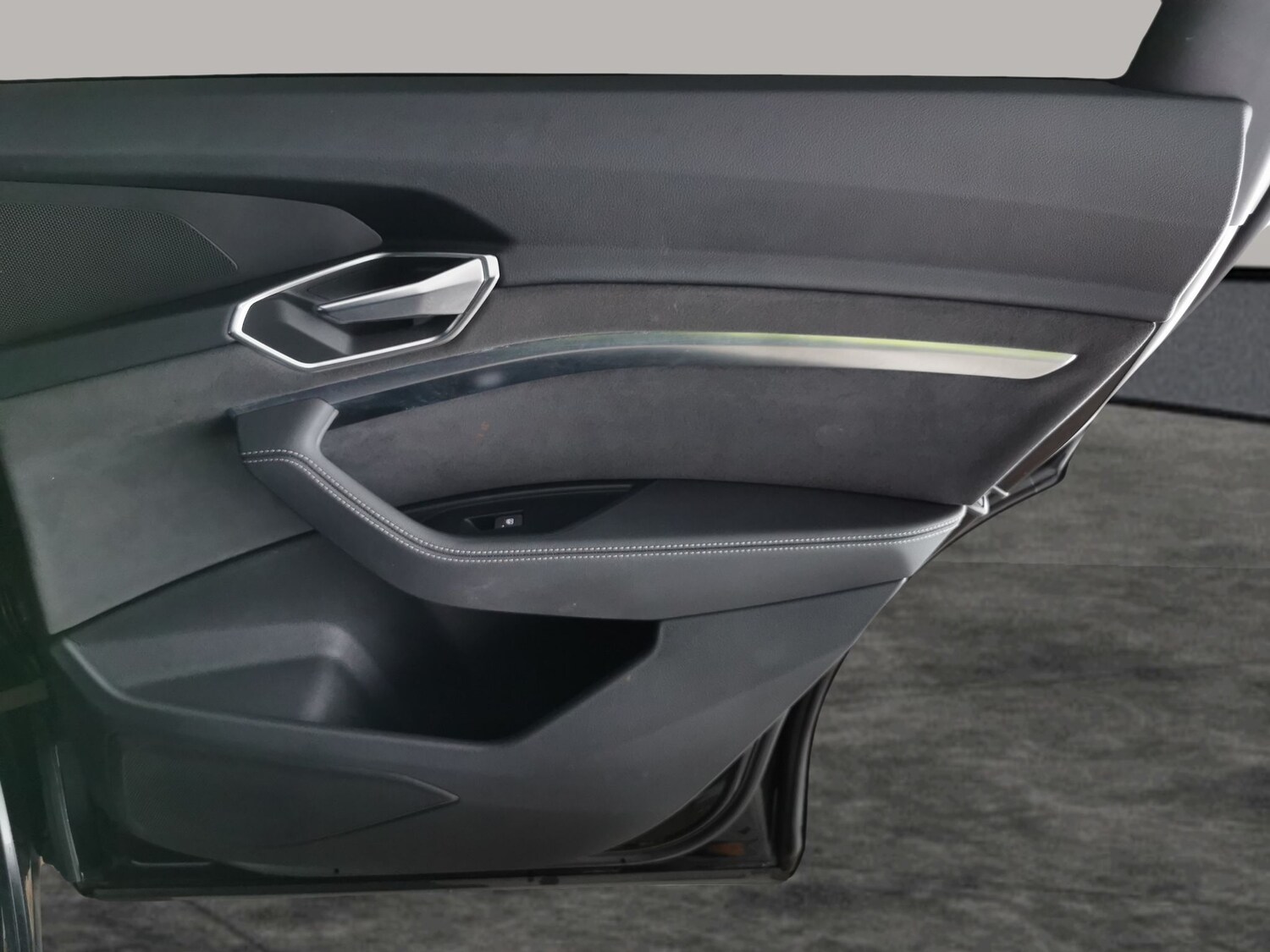 Used Audi e-tron 2021 for sale - 77726507: Photo 35