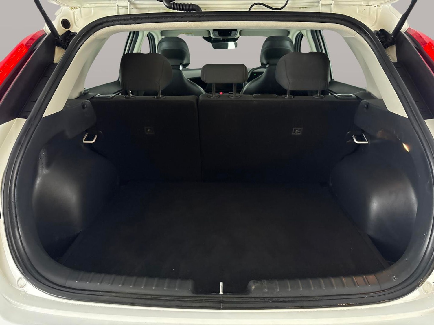 Used Kia Niro 2022 for sale - 77367405: Photo 31