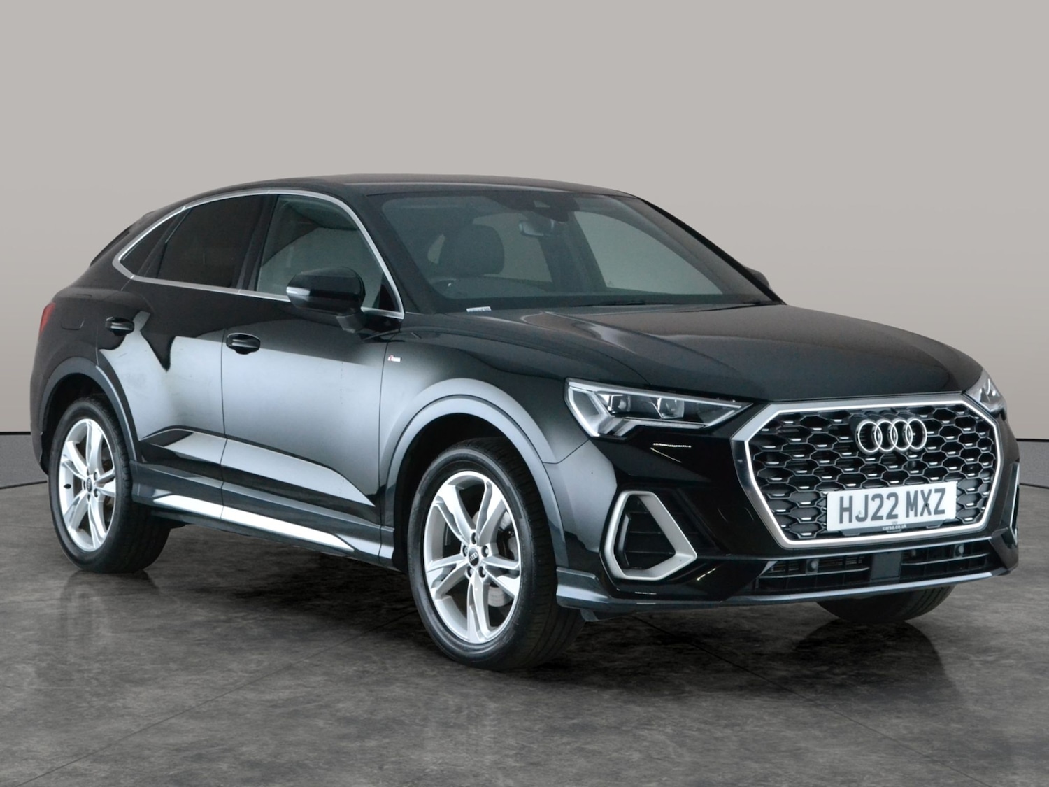Used Audi Q3 2022 for sale - 77619589: Photo 8