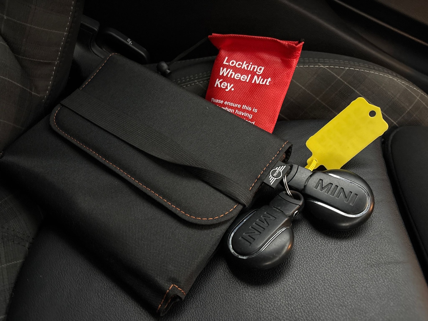 Used MINI Hatch 2018 for sale - 77003103: Photo 37