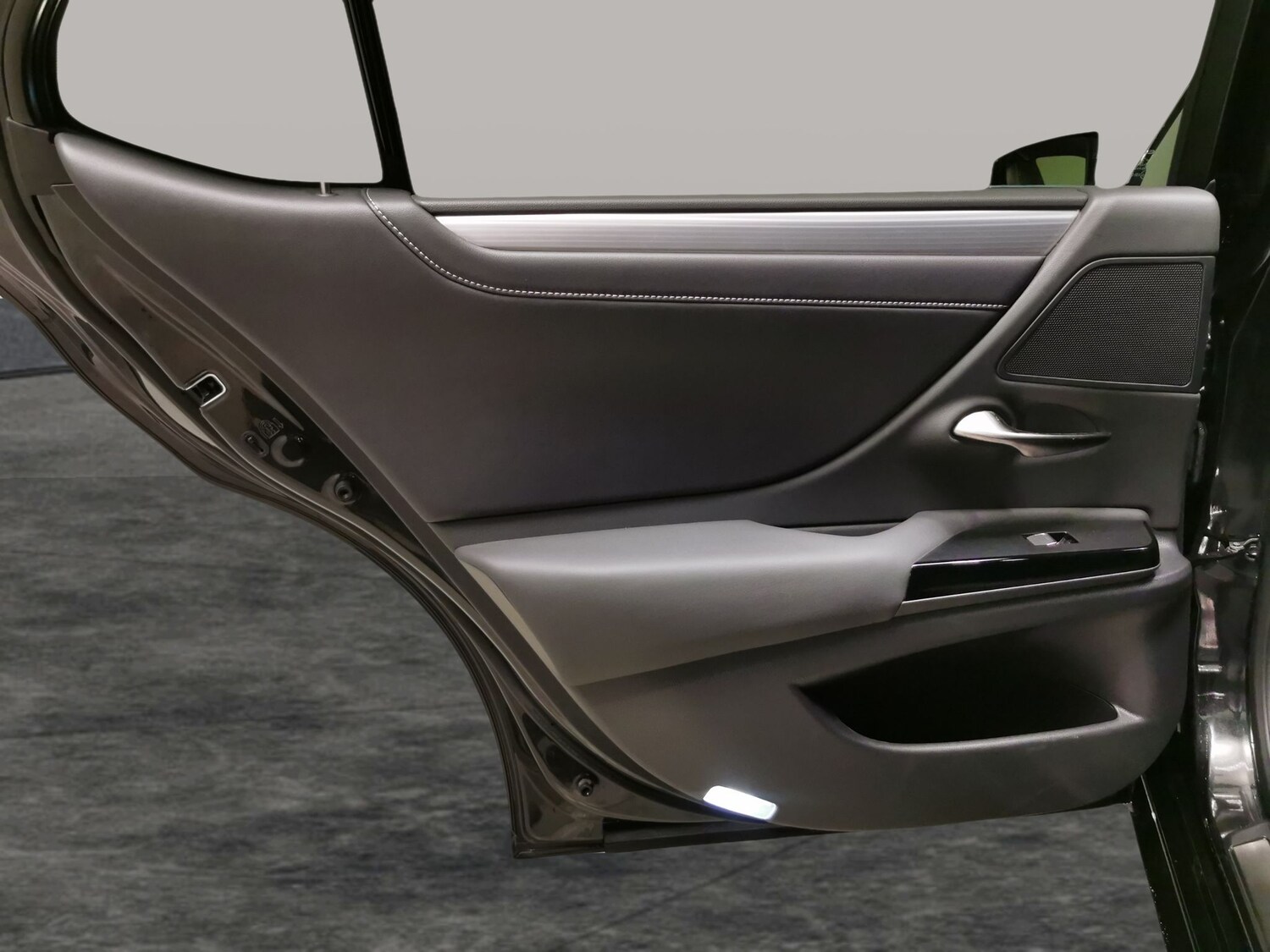 Used Lexus ES 2022 for sale - 77815034: Photo 28