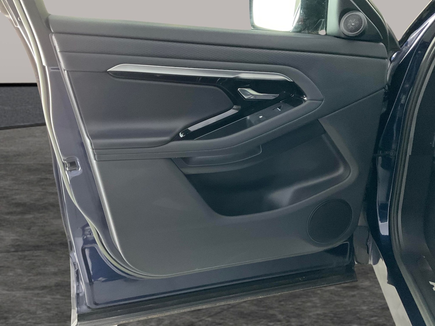 Used Land Rover Range Rover Evoque 2022 for sale - 76450180: Photo 32