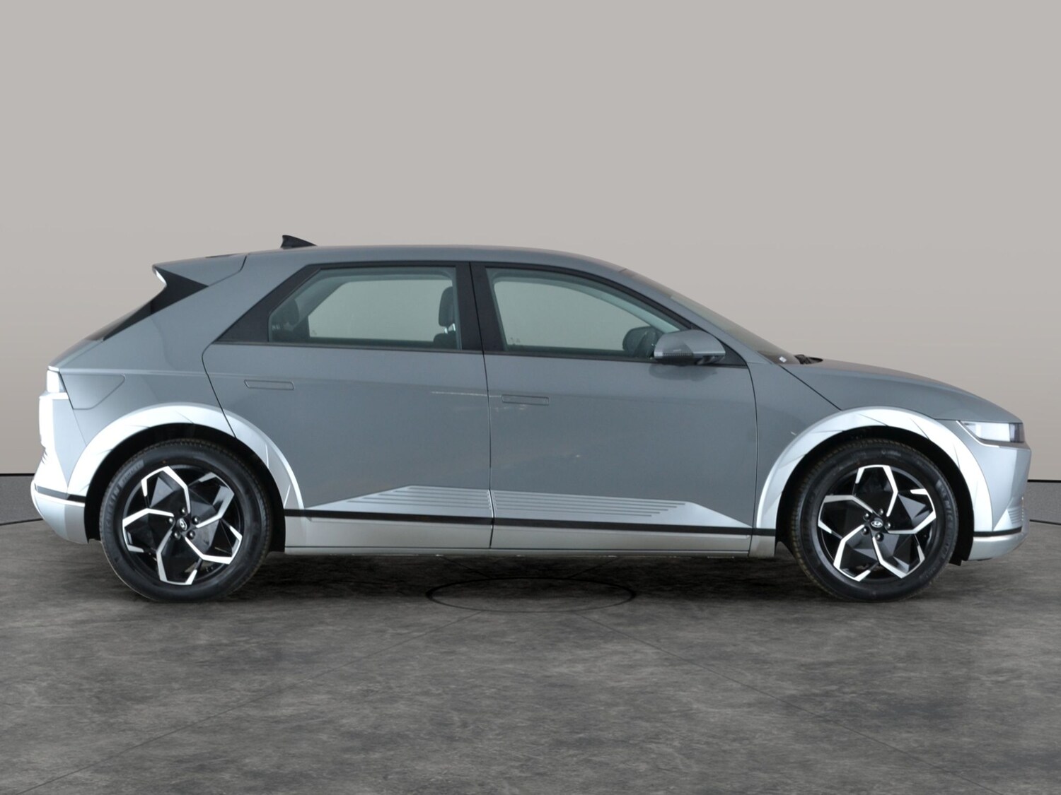 Used Hyundai IONIQ 5 2023 for sale - 77443114: Photo 9