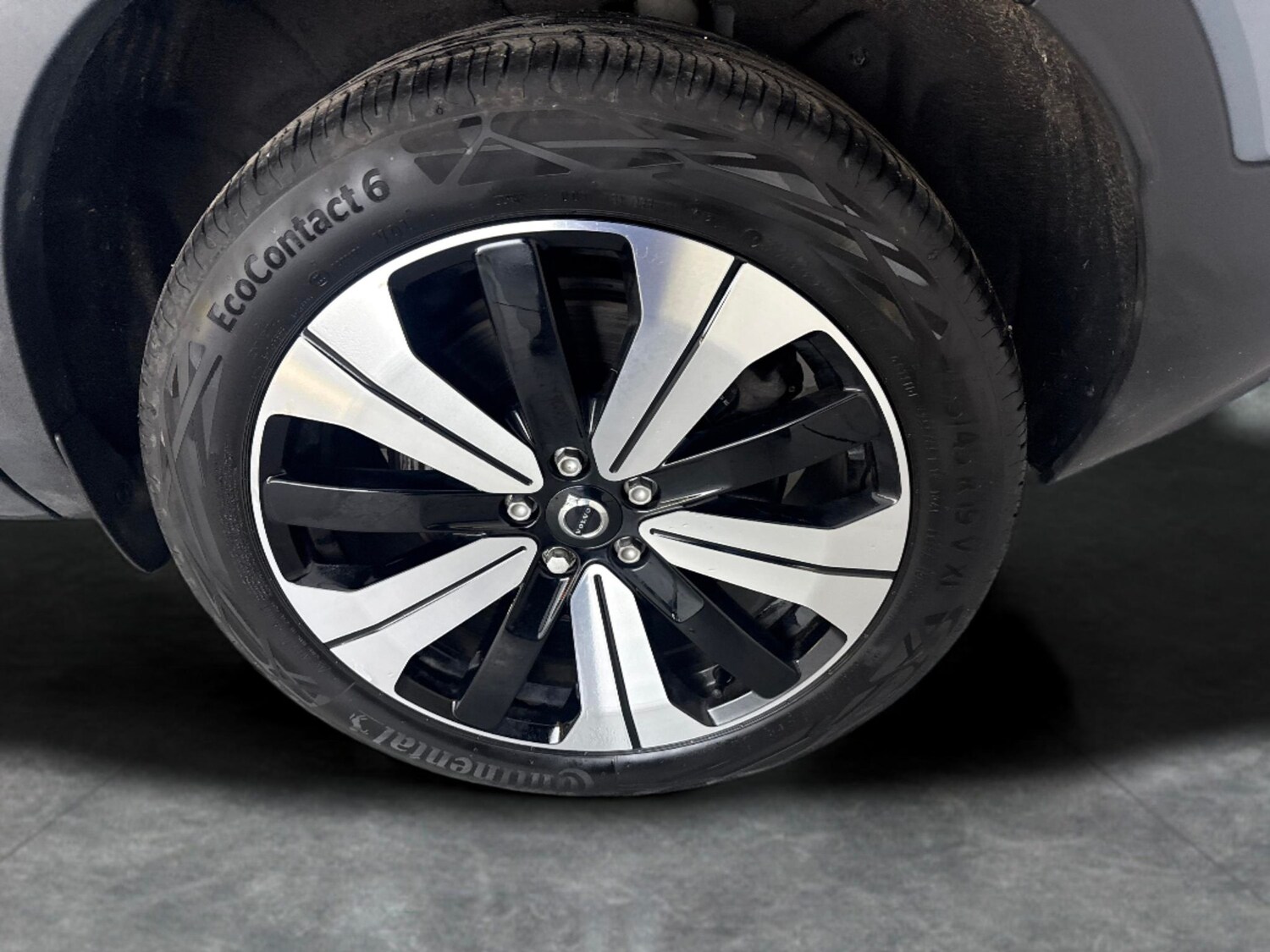 Used Volvo XC40 2023 for sale - 77443155: Photo 13