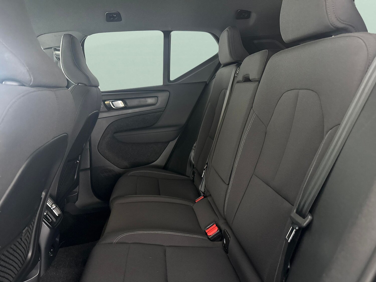 Used Volvo XC40 2023 for sale - 77443155: Photo 25