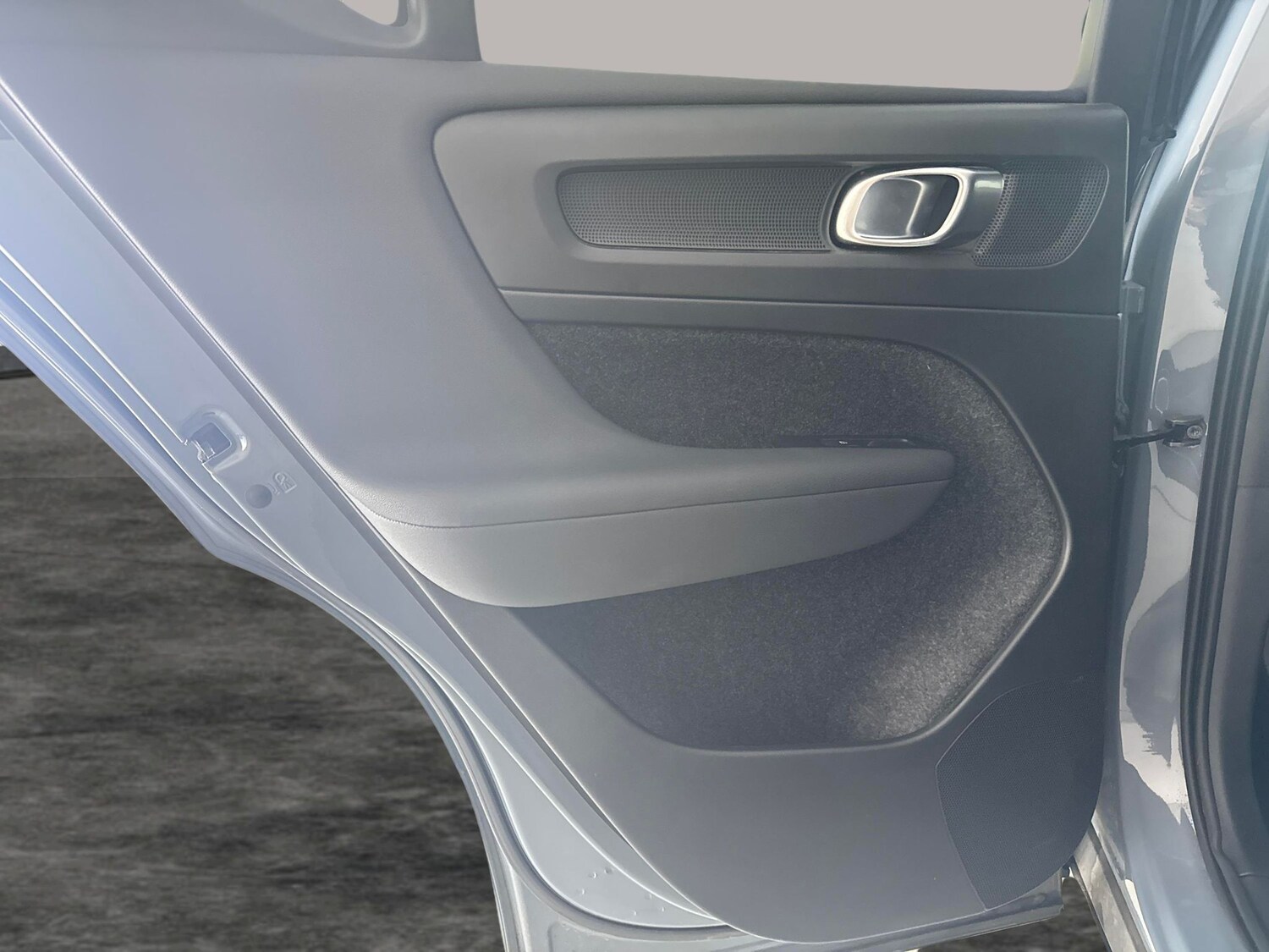 Used Volvo XC40 2023 for sale - 77443155: Photo 27