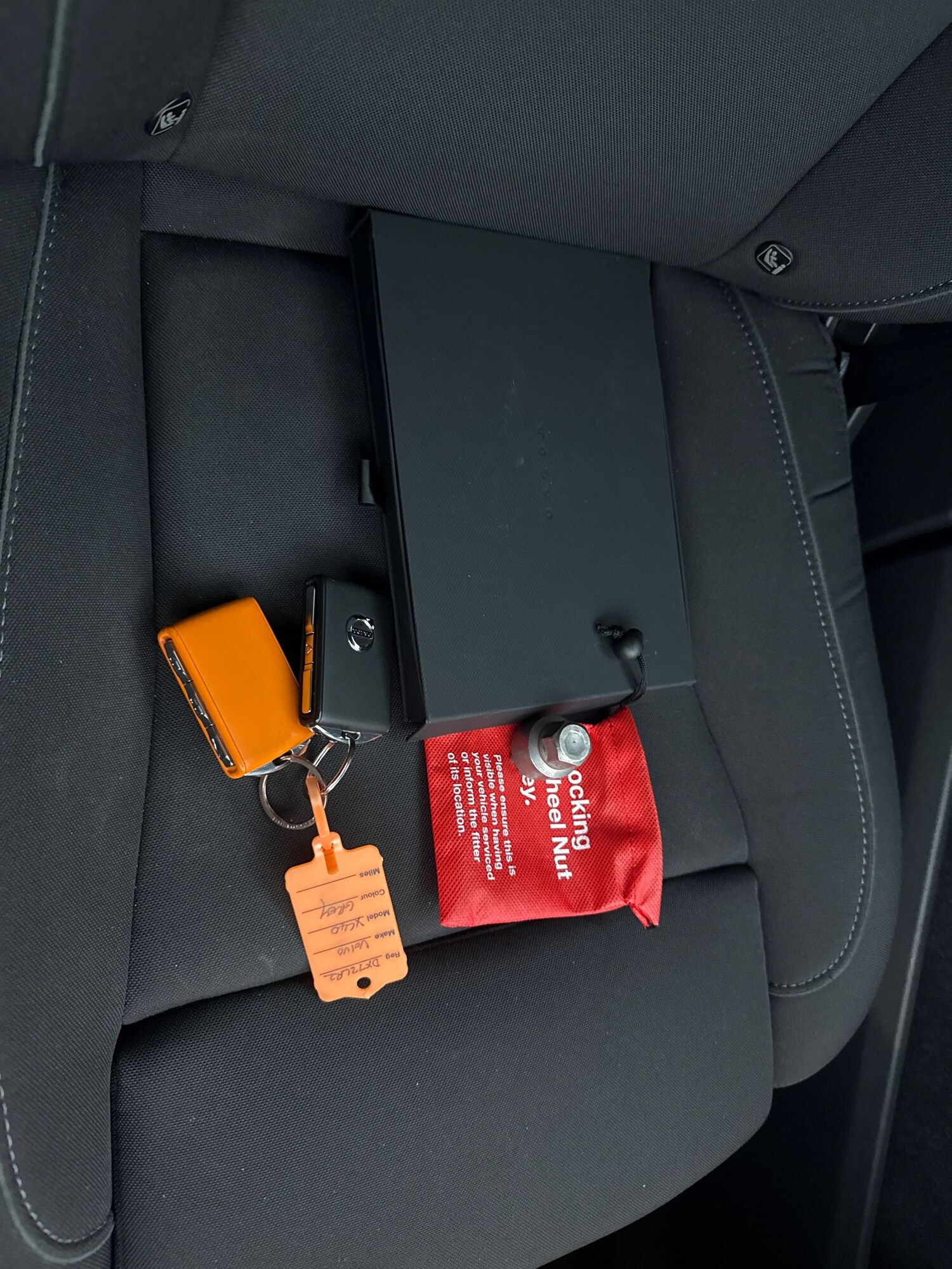 Used Volvo XC40 2023 for sale - 77443155: Photo 30