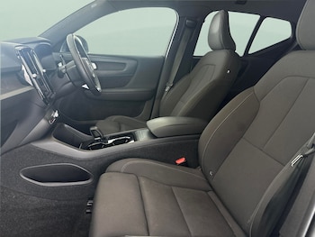 Used Volvo XC40 2023 for sale - 77443155: Photo