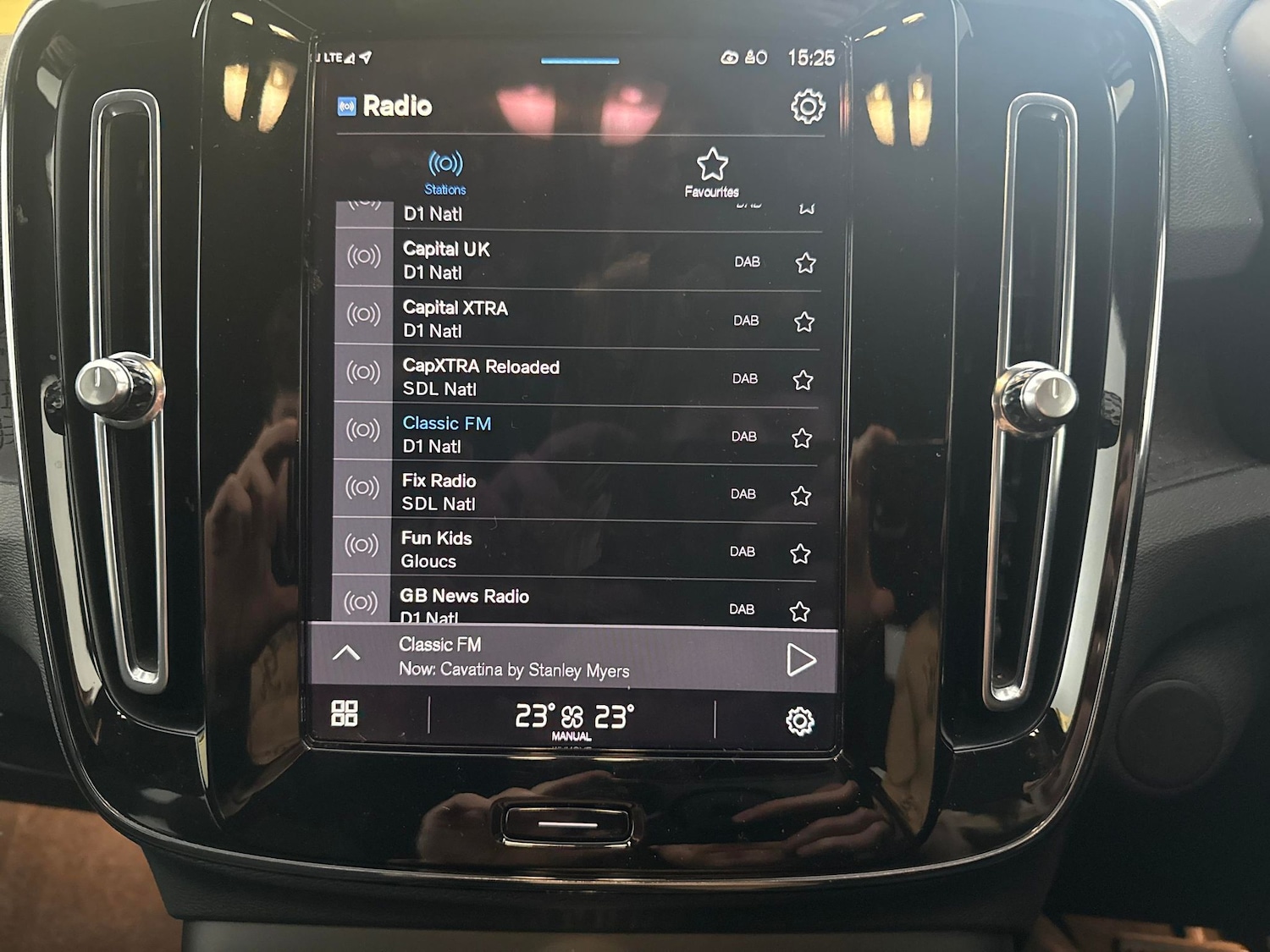 Used Volvo XC40 2023 for sale - 77443155: Photo 5