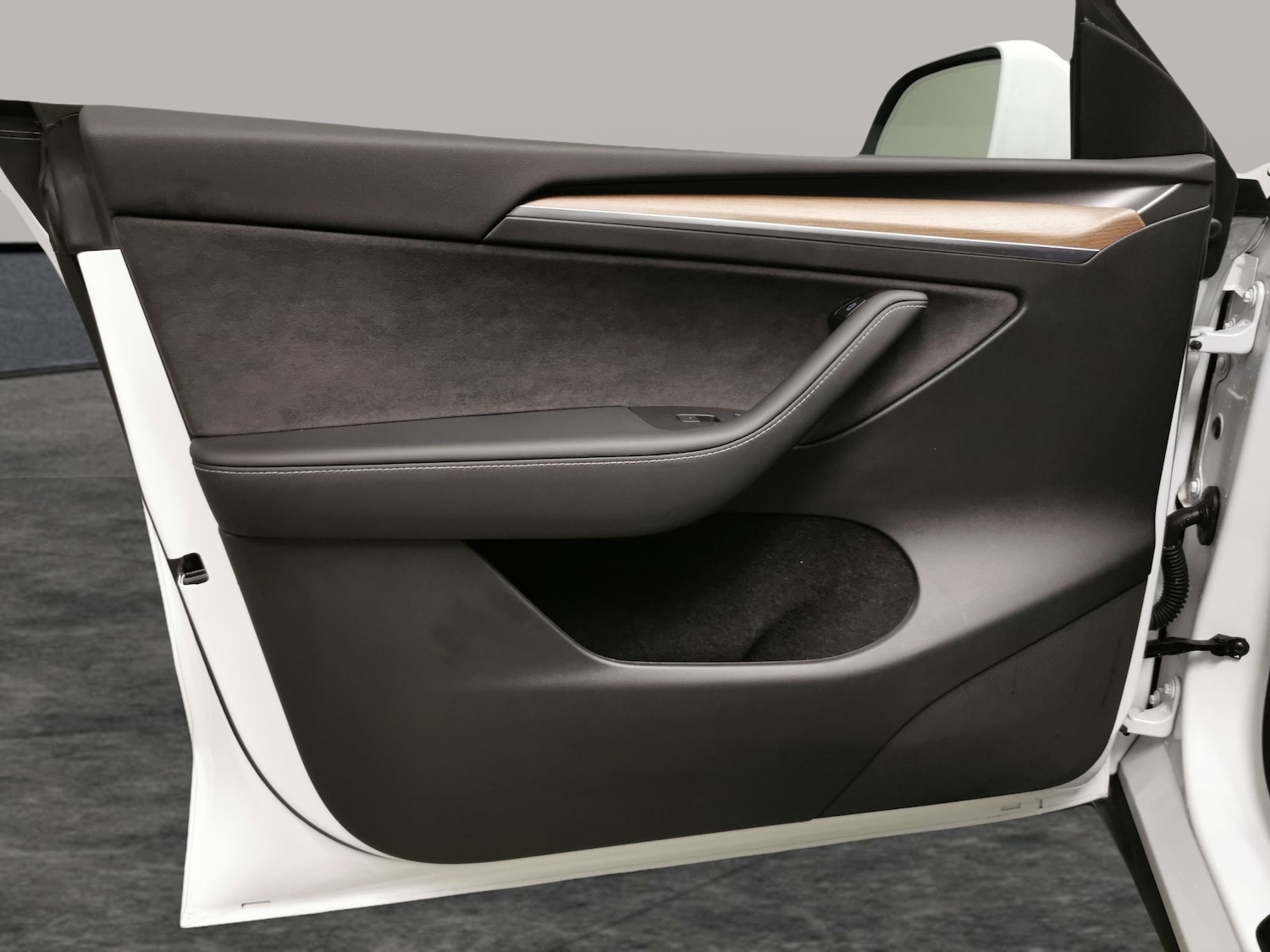 Used Tesla Model Y 2024 for sale - 77795362: Photo 27