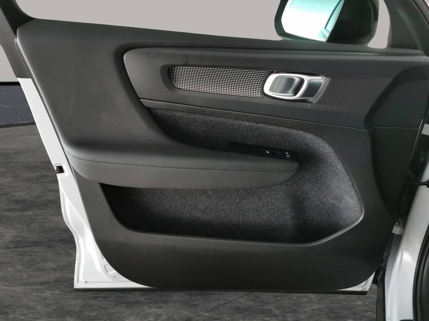 Used Volvo XC40 2021 for sale - 78065437: Photo 29