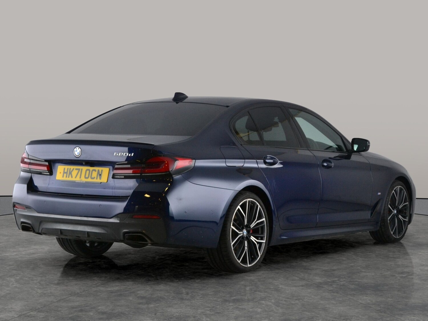 Used BMW 5 Series for sale - 77490523: Photo 11