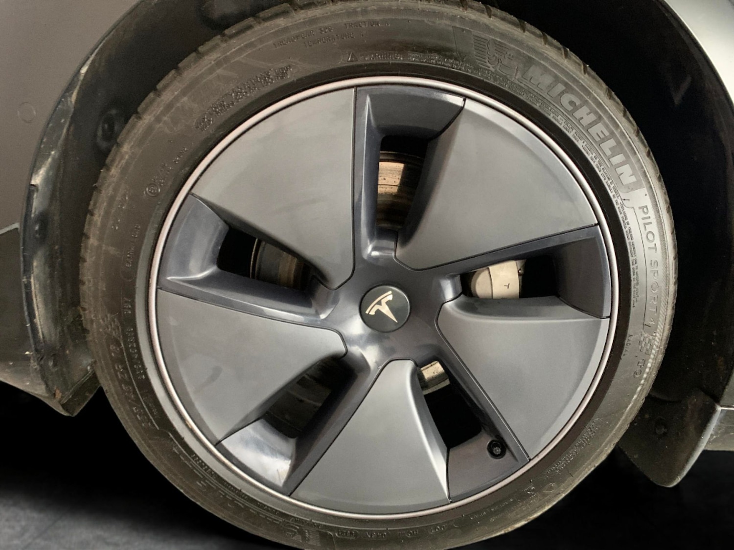 Used Tesla Model 3 2021 for sale - 76978339: Photo 24