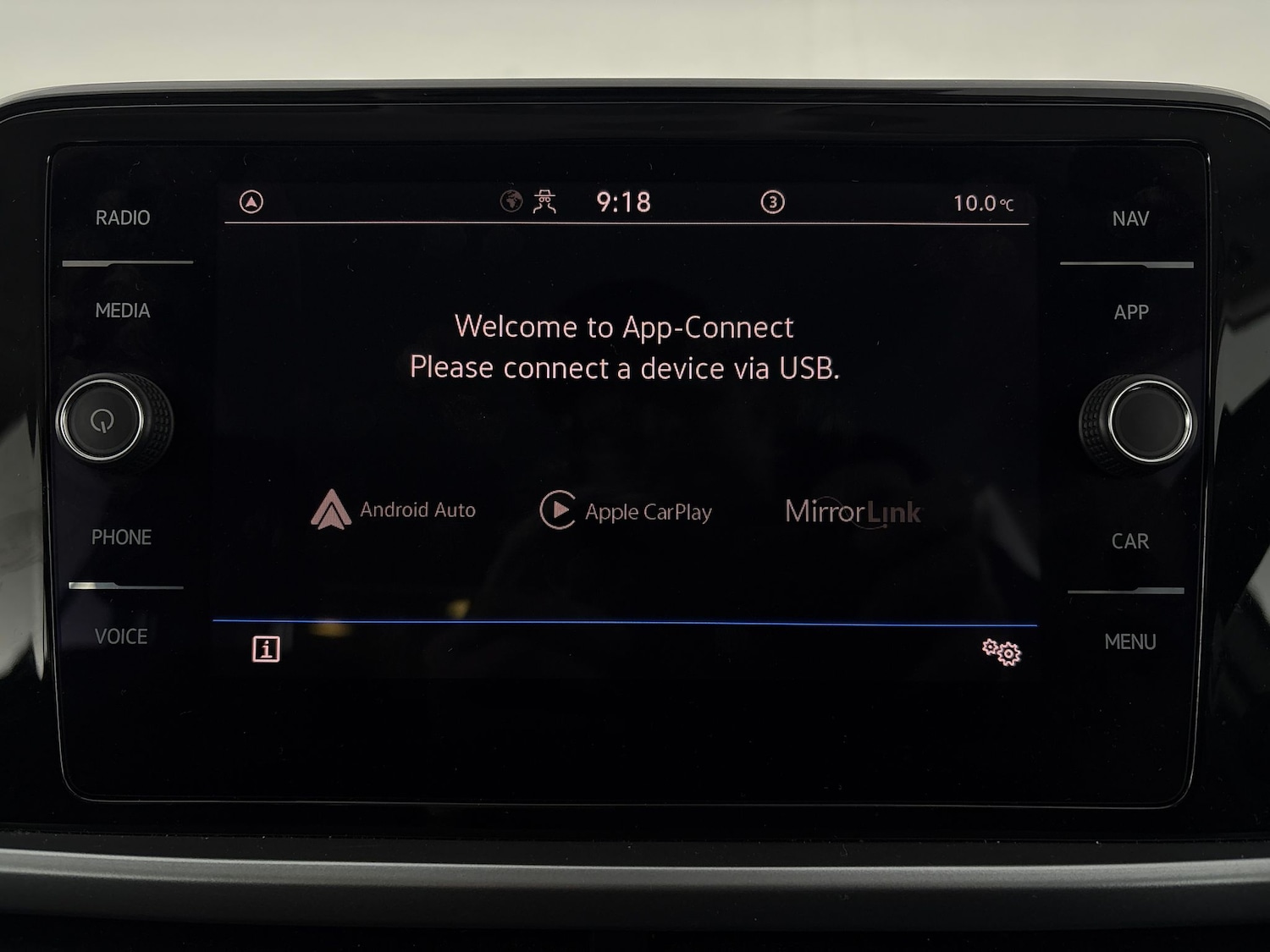 Used Volkswagen T-Roc 2023 for sale - 76525990: Photo 18