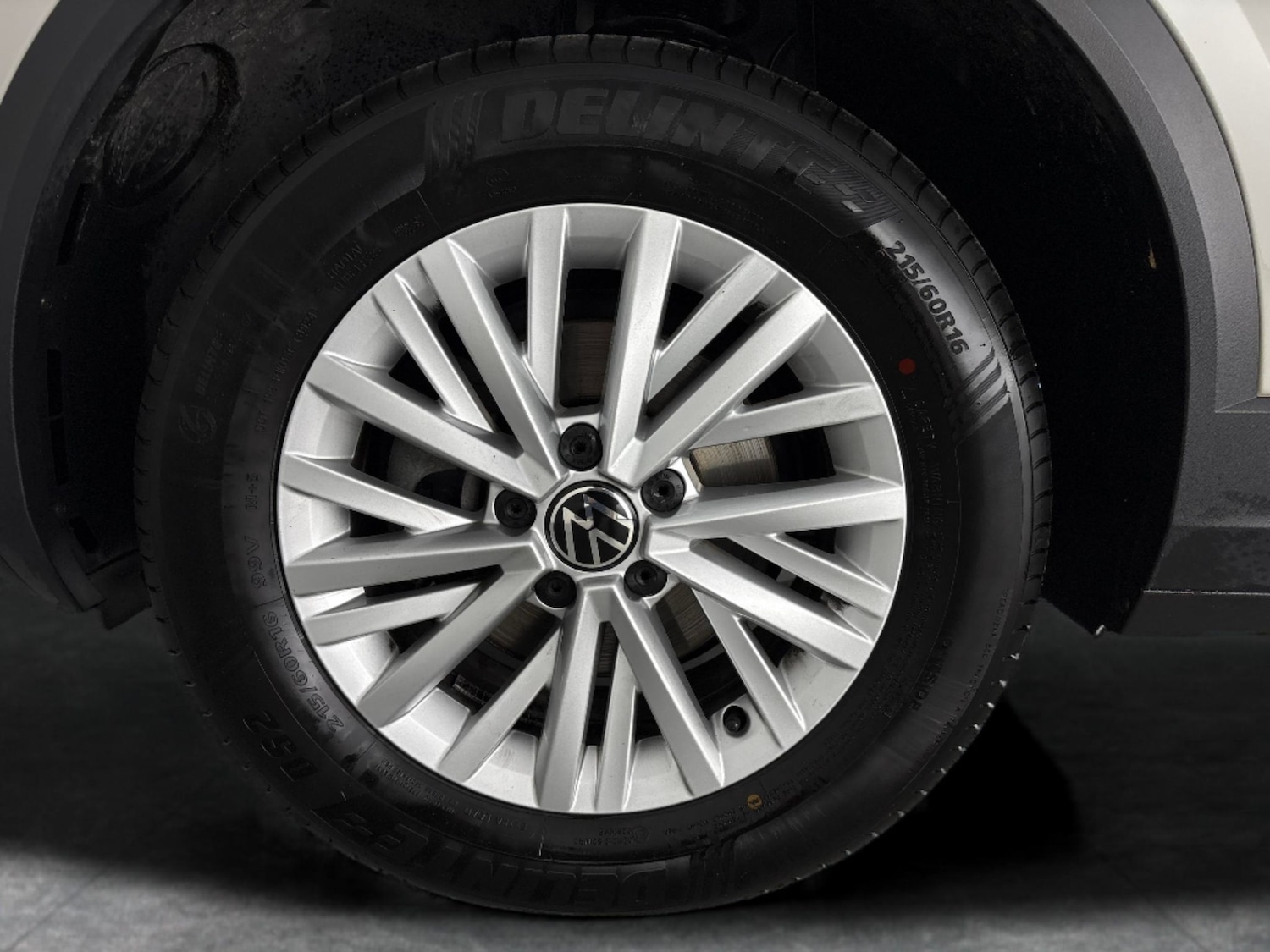 Used Volkswagen T-Roc 2023 for sale - 76525990: Photo 23