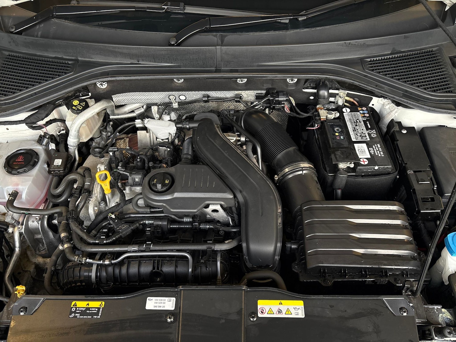 Used Volkswagen T-Roc 2023 for sale - 76525990: Photo 33