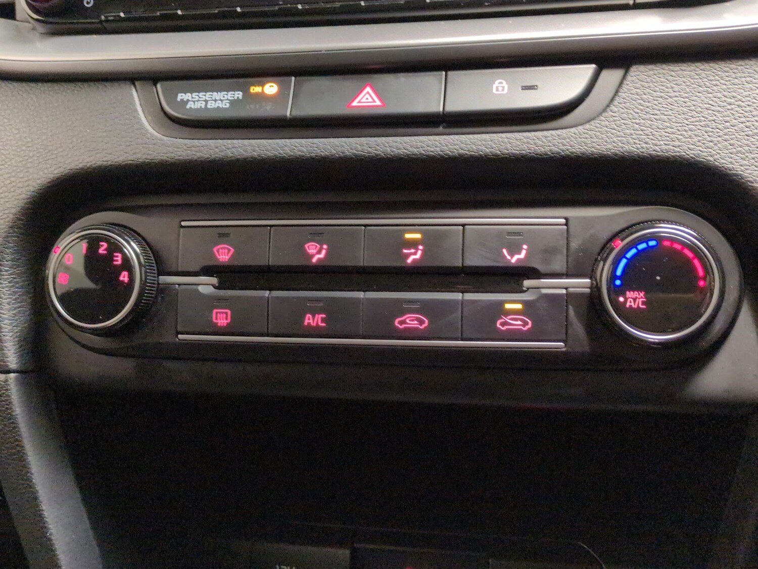 Used Kia Ceed 2023 for sale - 77674299: Photo 18