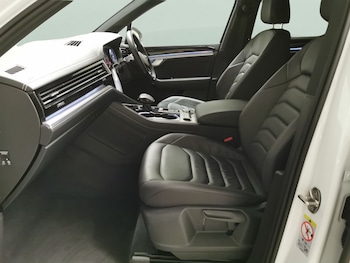 Used Volkswagen Touareg 2022 for sale - 78140019: Photo