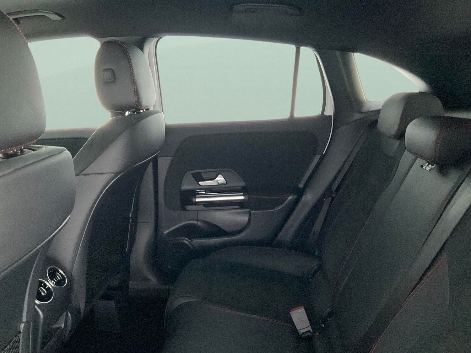 Used Mercedes-Benz GLA 2021 for sale - 76022911: Photo 37