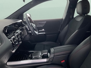 Used Mercedes-Benz GLA 2021 for sale - 76022911: Photo 4