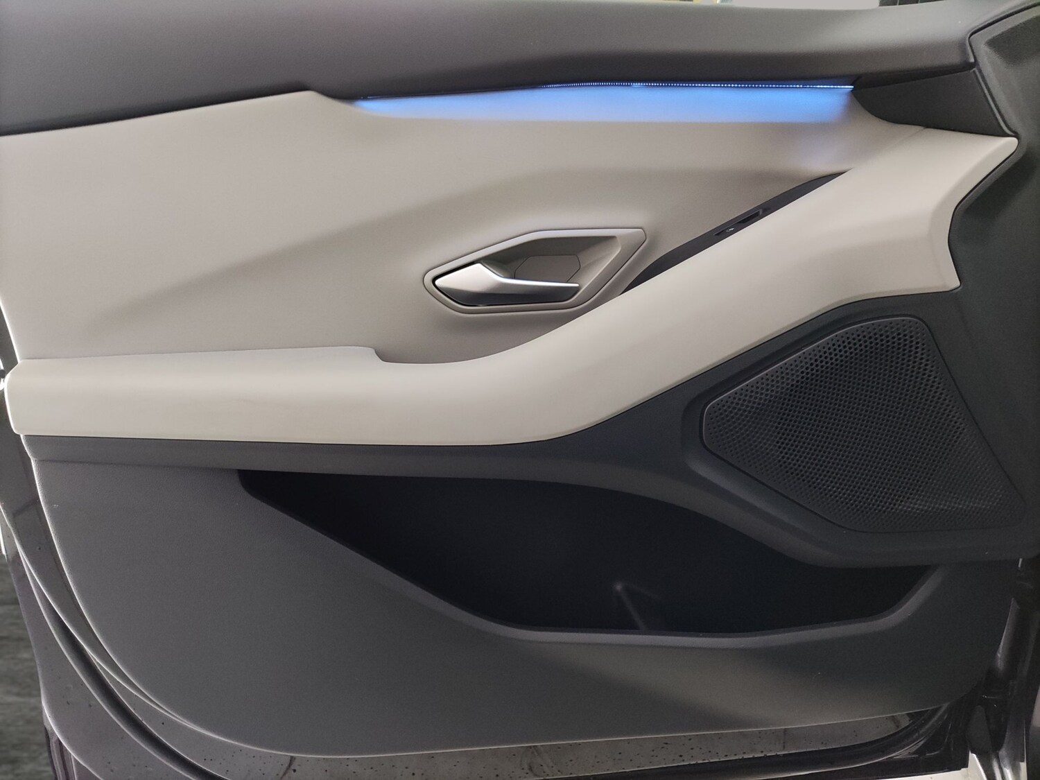 Used Ford Explorer 2024 for sale - 78210997: Photo 36