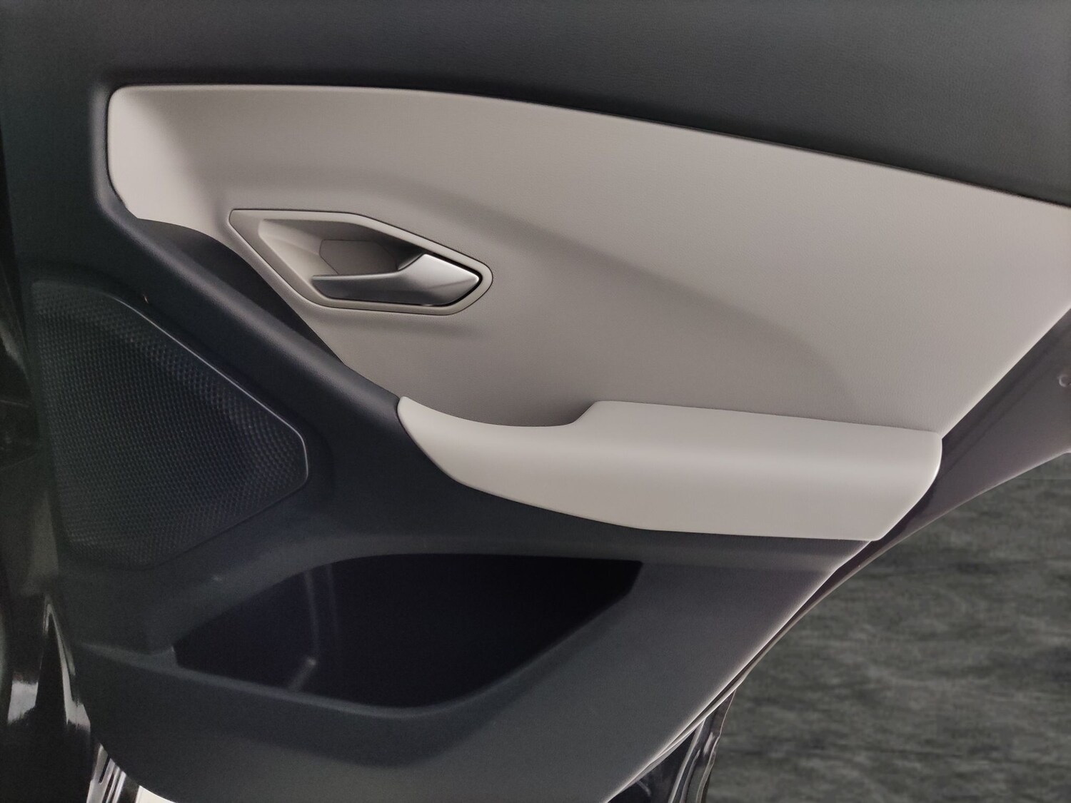 Used Ford Explorer 2024 for sale - 78210997: Photo 38