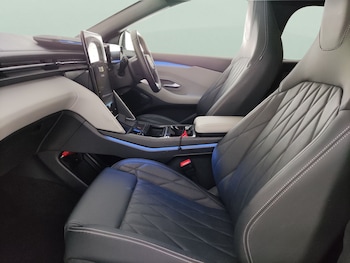 Used Ford Explorer 2024 for sale - 78210997: Photo