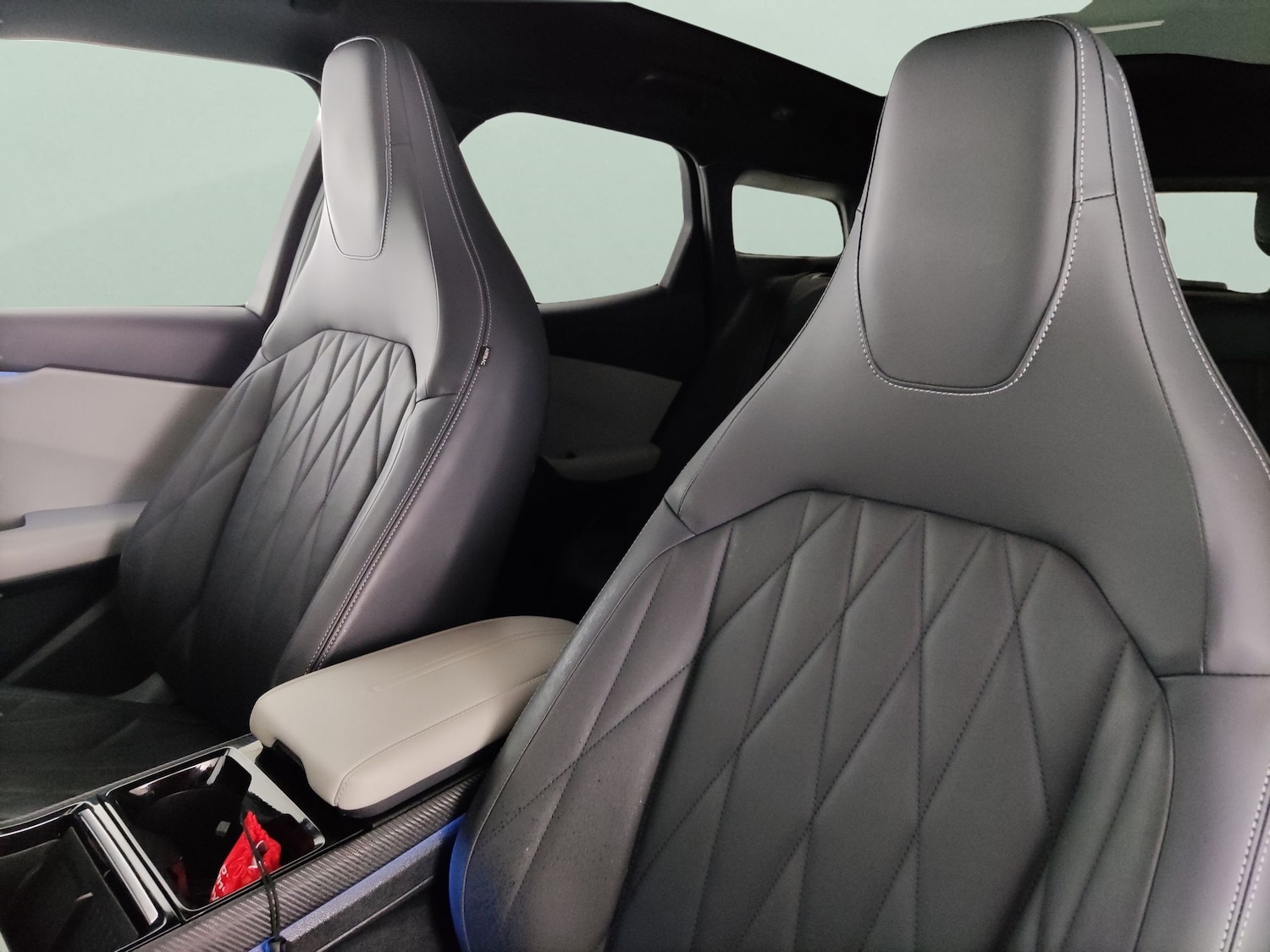 Used Ford Explorer 2024 for sale - 78210997: Photo 8