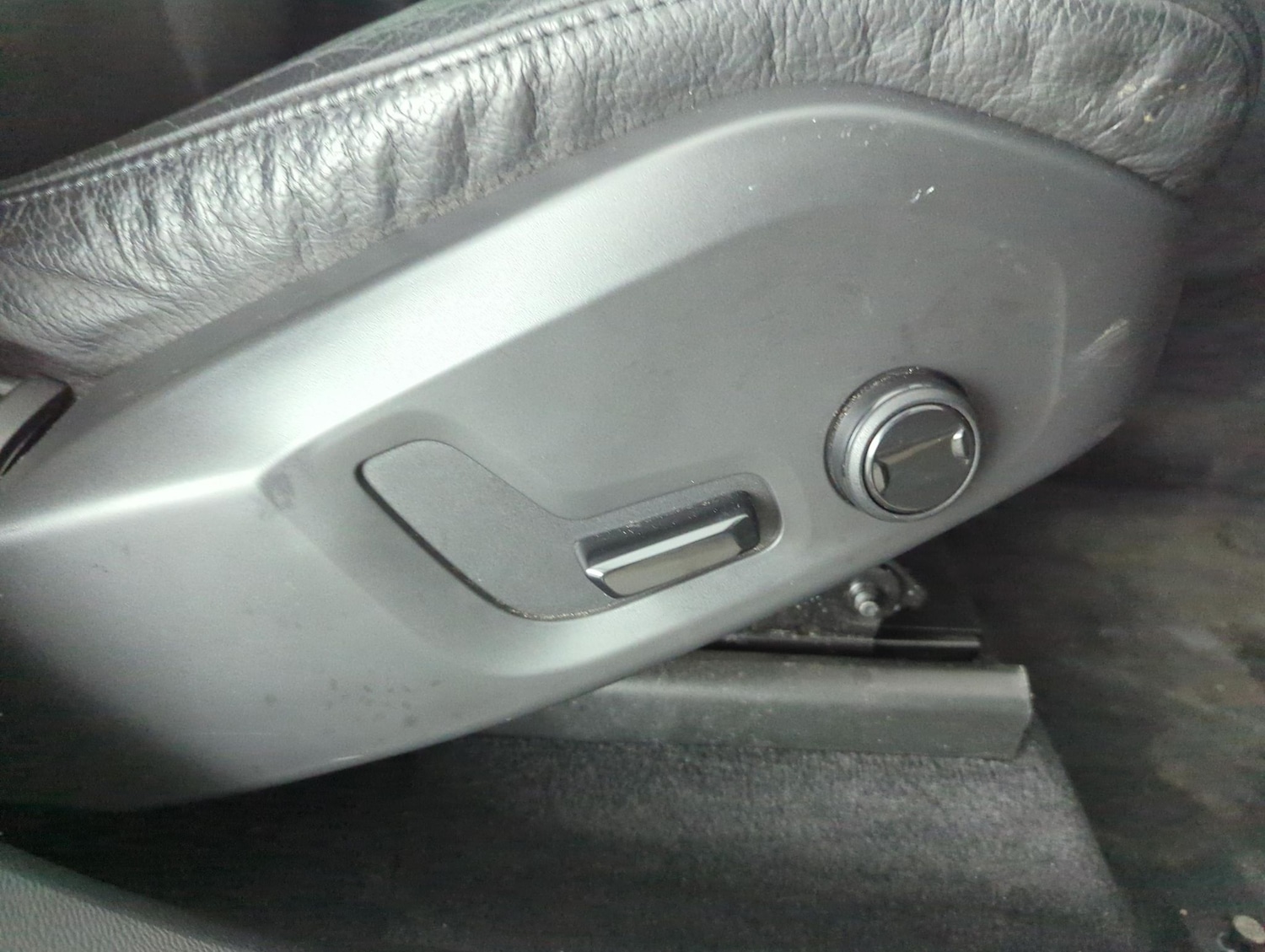 Used Volvo XC60 2022 for sale - 77354113: Photo 25